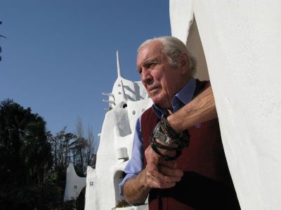 En la casa que construyo con sus manos