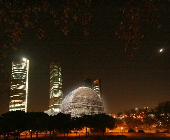 Centro Internacional de Convenciones, el 'Sol de Madrid' (recreación)