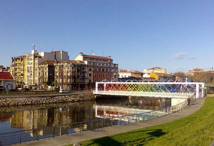 La comercial y portuaria Avilés ha cambiado en los últimos años