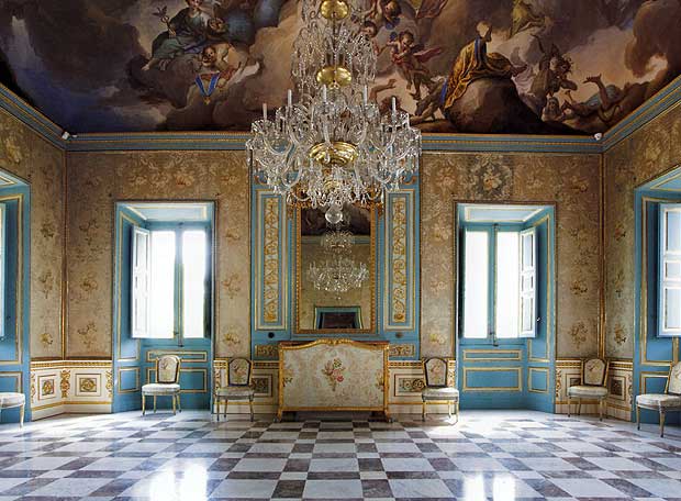 casitadelprincipe_20090403elpmad_5 Una decoración suntuosa caracteriza cada estancia de la Casita.