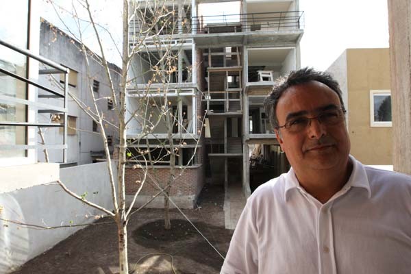 edificio_bioclimatico_986730 El arquitecto Ricardo Ripari, en Patios 16, edificio bioclimático