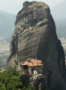Vista de uno de los aéreos monasterios ortodoxos de Meteora
