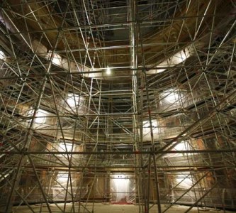 El Teatro Colón podría perder su capacidad acústica, según el suplemento Babelia.