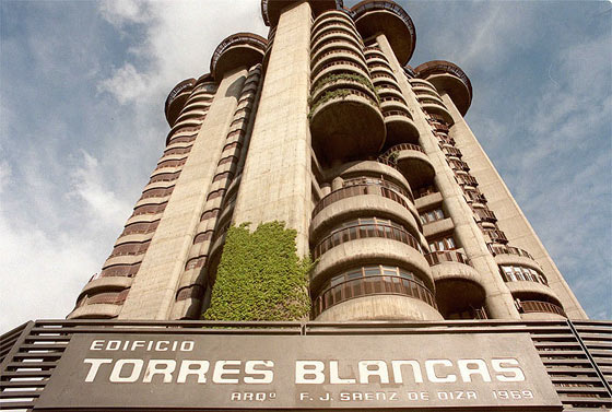Edificio Torres Blancas