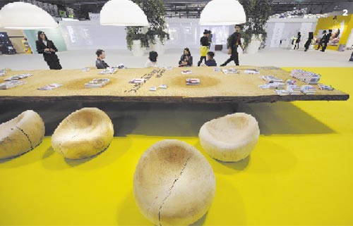  Récord de público. La gente desbordó las instalaciones, más de 300 mil personas. 