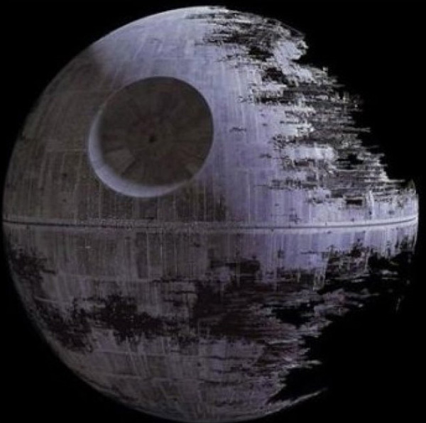 Primer Puesto:  Estrella de la Muerte