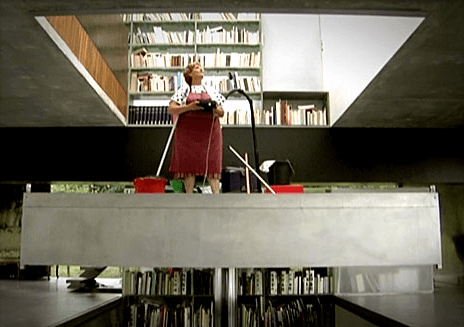 Guadalupe Acedo, la señora que limpia la casa que diseñó Koolhaas en Burdeos, Francia