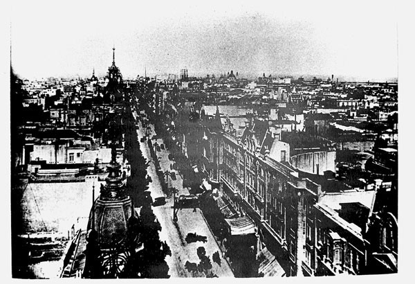 La histórica arteria cumplió 115 años  -    Foto: Archivo La Nación (Argentina)