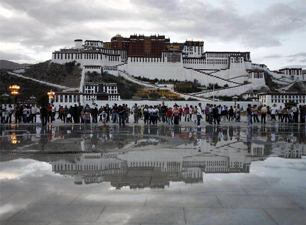 Palacio de Potala  La antigua residencia de los Dalai Lama fue uno de los edificios más altos del mundo