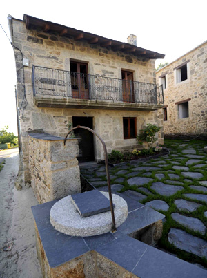 Vivienda restaurada en el municipio coruñés de A Capela. | elmundo.es 