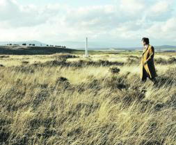 SIGEFREDO Amalio de Marichalar junto al yacimiento arqueológico de Numancia