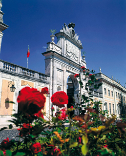 El Tivoli Palácio de Seteais no es simplemente un hotel, es un modelo de vida... 