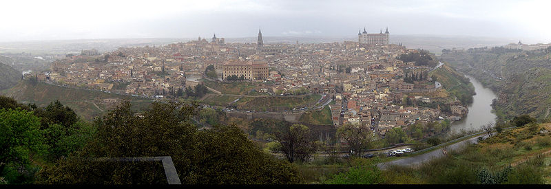 800px-Vista_general_de_Toledo_(España)_02 Vista general de Toledo con el Río Tajo (España) - Wikipedia