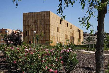 El edificio Bambú, de Zaera, sito en Carabanchel. (FOTO: ELMUNDO.ES)