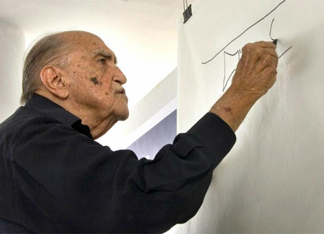El arquitecto brasileño de 102 años Oscar Niemeyer. Foto: ElMundo.es