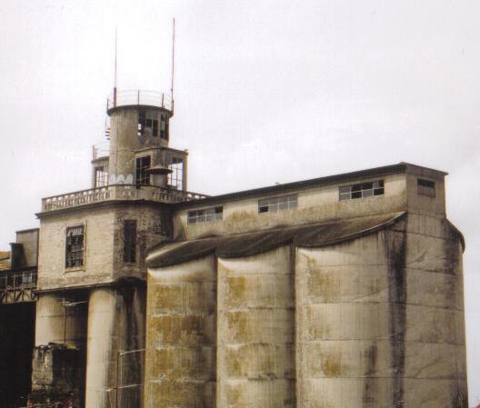 Foto:  Página Web "salvemos la Panificadora (Vigo)"  http://www.freewebs.com/salvemoslapanificadora/