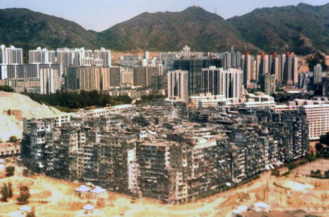 An aerial view of Kowloon Walled City in 1989 - Foto: Wikipedia