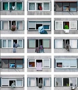 Una de las imágenes que exhibe la exposición 'Modernización'. El Periódico, Barcelona (España)