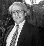 Frank Gehry, 1989 Laureate - The Pritzker Architecture Prize