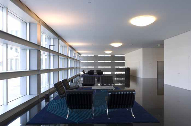 Torre Burgo en Oporto, Portugal. Interior, foto por Luis Ferreira Alves. www.pritzkerprize.com