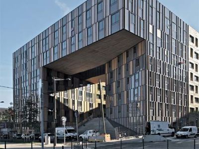 Le Monolithe - Clarín, Suplemento Arquitectura