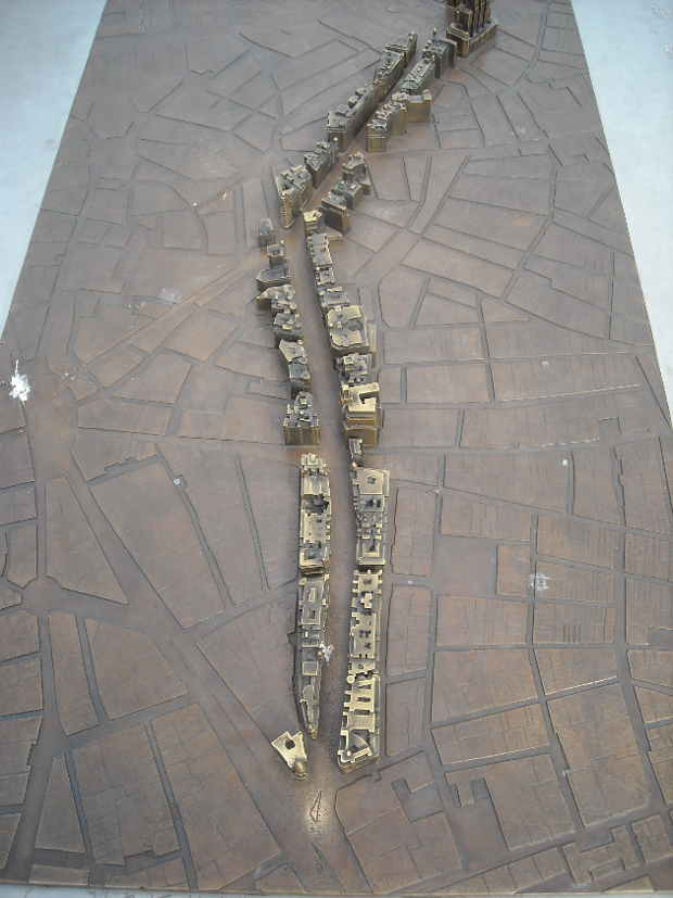 Maqueta - monumento conmemorativo del Centenario de la Gran Vía, Madrid 2011 - Darío Álvarez