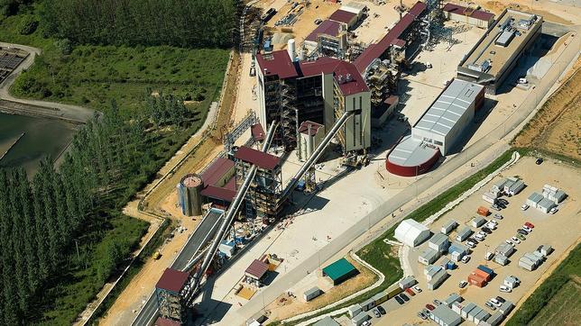 Ciuden - ABC.es / Sociedad / Vista general de la Ciudad de la Energía en Cubillos de Sil (León)