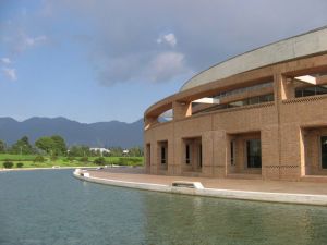 Biblioteca Pública Virgilio Barco - Wikipedia