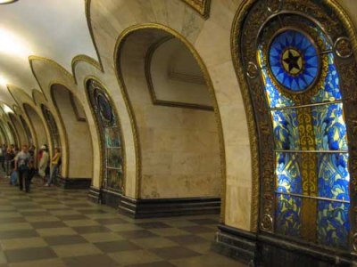El metro de Moscú: arte bajo tierra - www.diariodelviajero.com