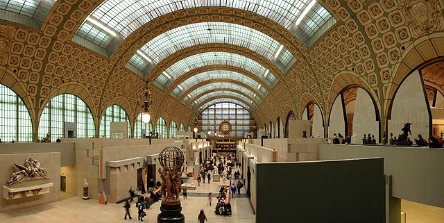 640px-MuseeOrsay_20070324_interior Musée d'Orsay, interior del museo con la sala principal. Wikipedia