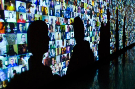 La instalación 'Hello World!', de Christopher Baker, en la Nash Gallery. | Sarah Sampedro - ElMundo.es